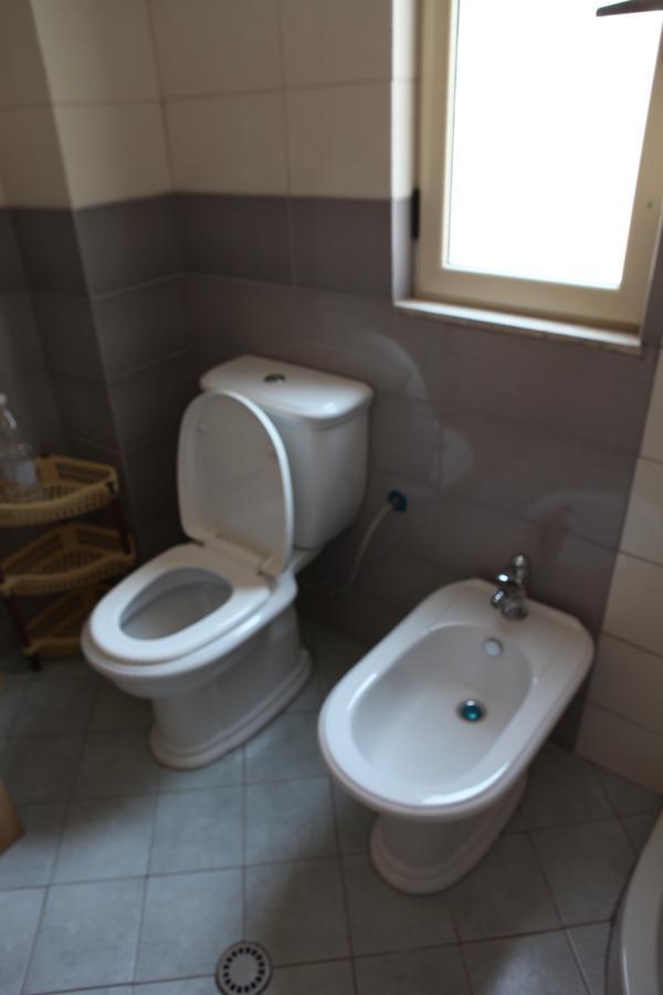 סרנדה Bakija Apartments מראה חיצוני תמונה